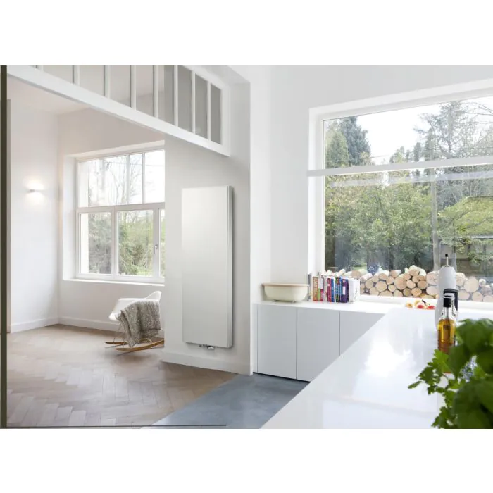 Grzejnik FLAT-V-LINE 