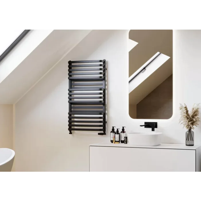 Grzejnik łazienkowy LUXRAD PLUS NEW 1140x530 CZARNY MAT w magazynie